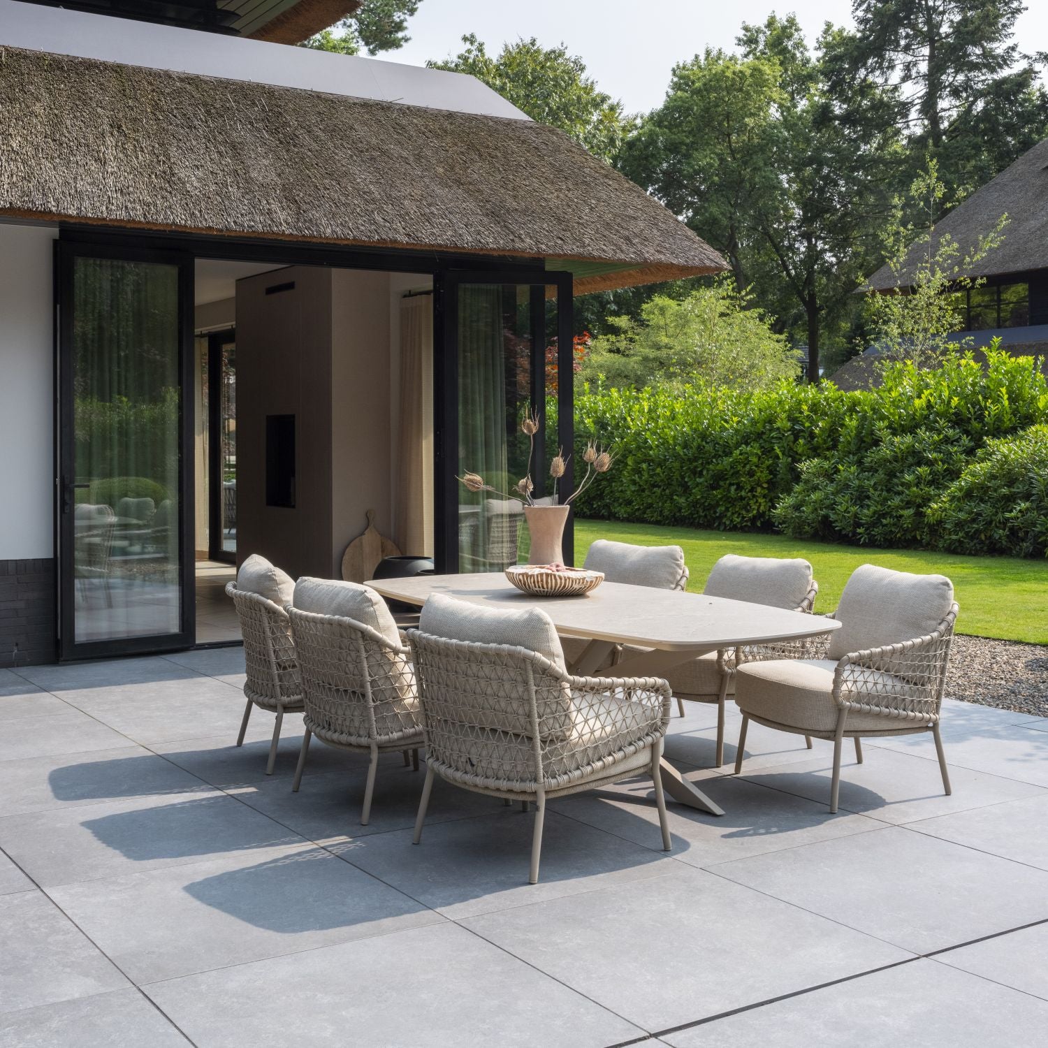 Low dining tafel Nevada Latte