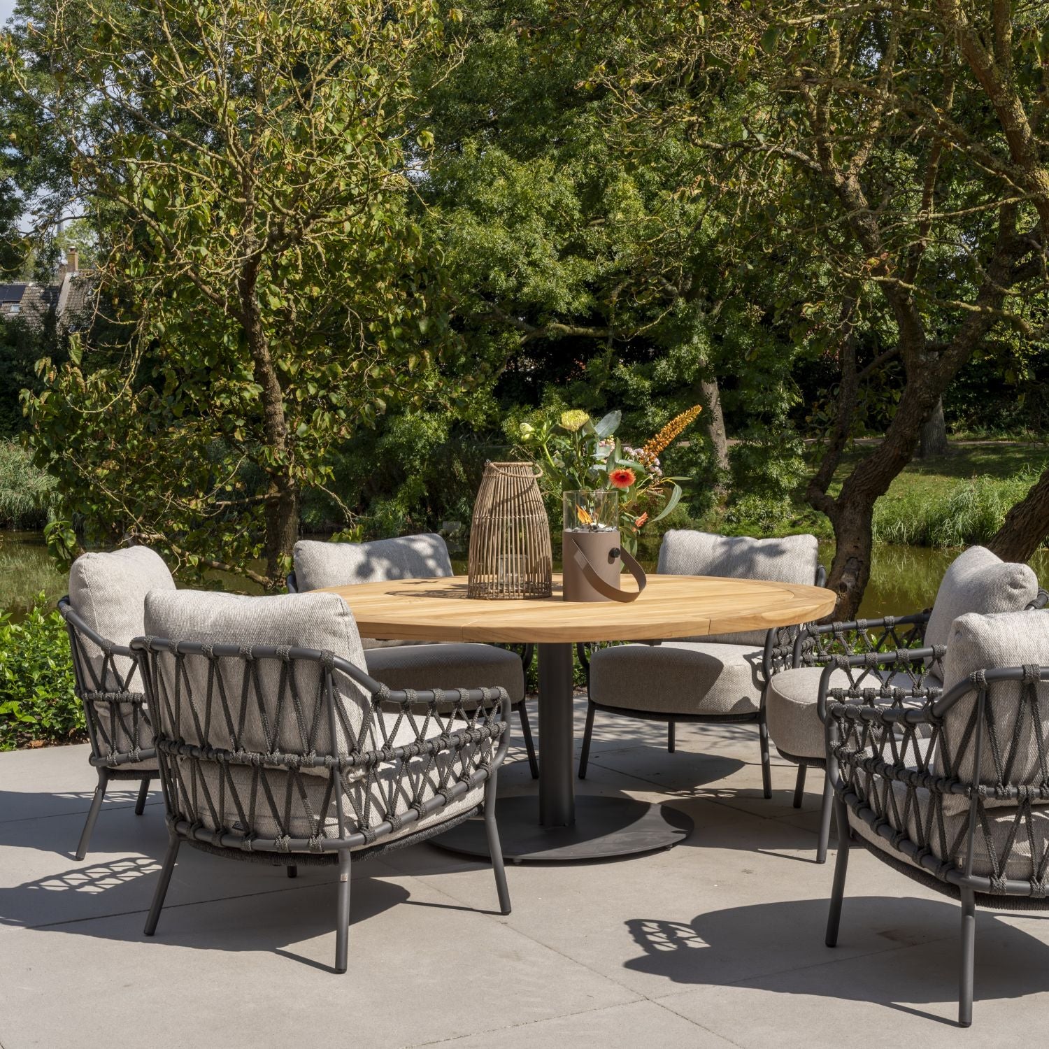 Low dining tafel Saba Antraciet