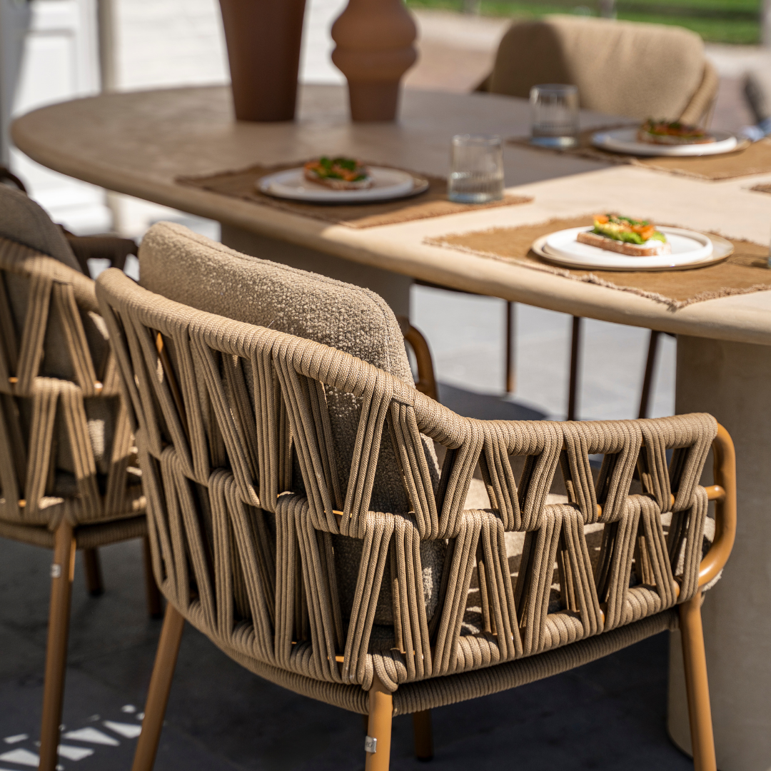 Tuinset Biarritz | Eettafel Hampton 300cm | 8x Eetstoel Biarritz