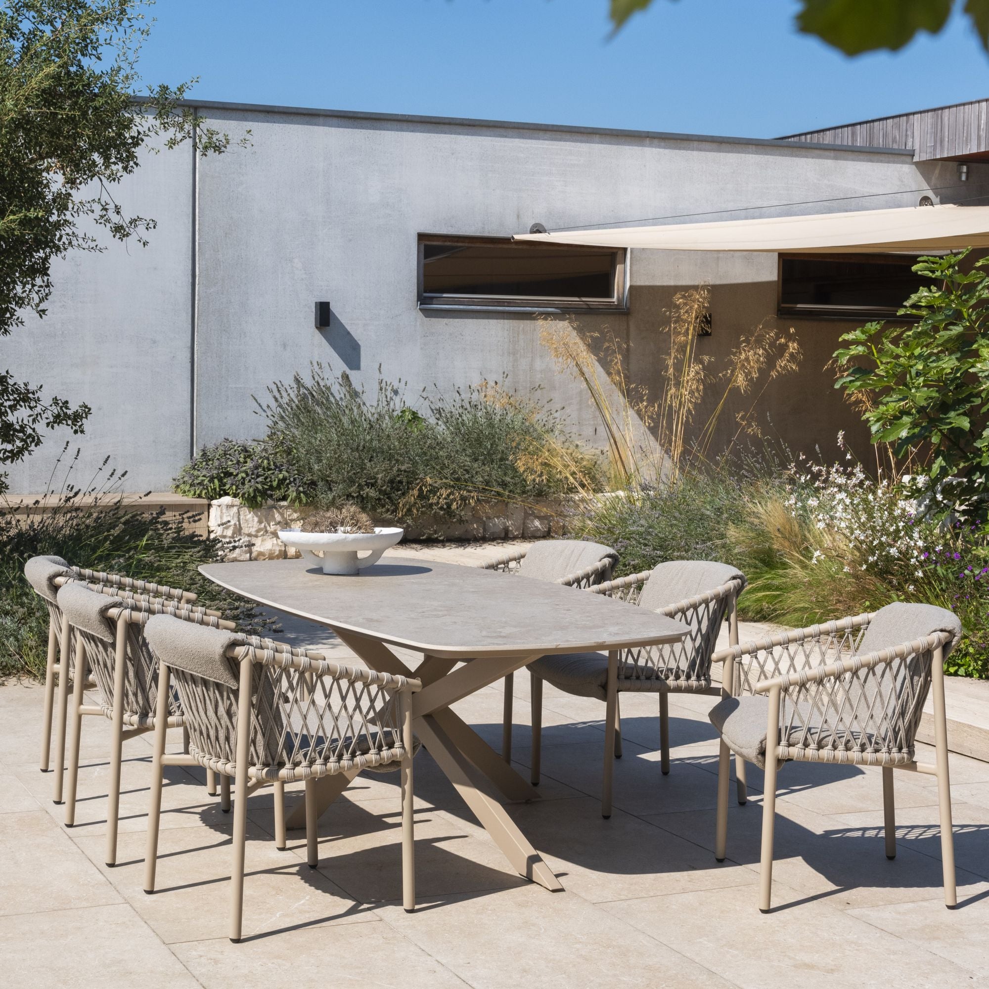 Tuinset Allora Latte