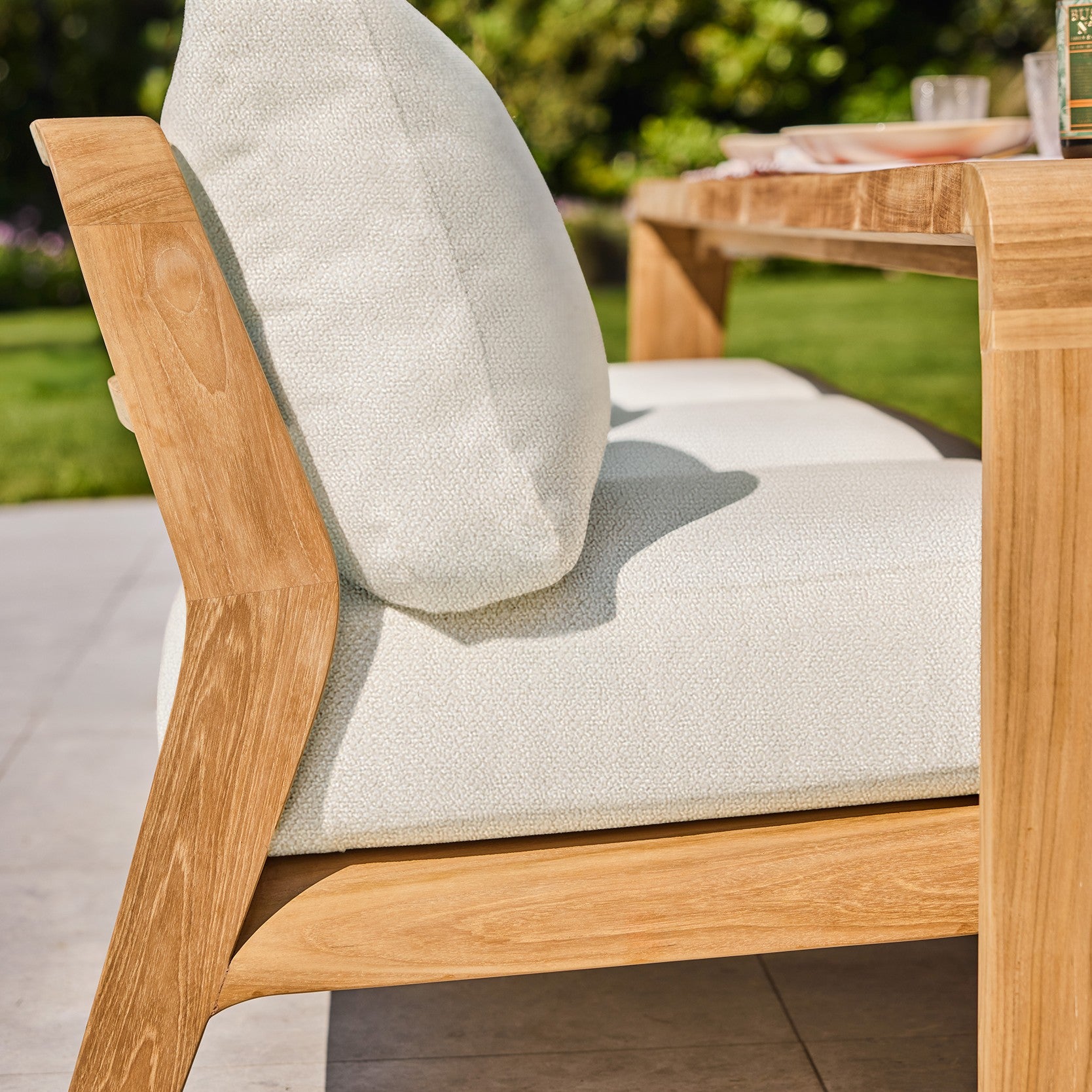 Low Dining Set Basta